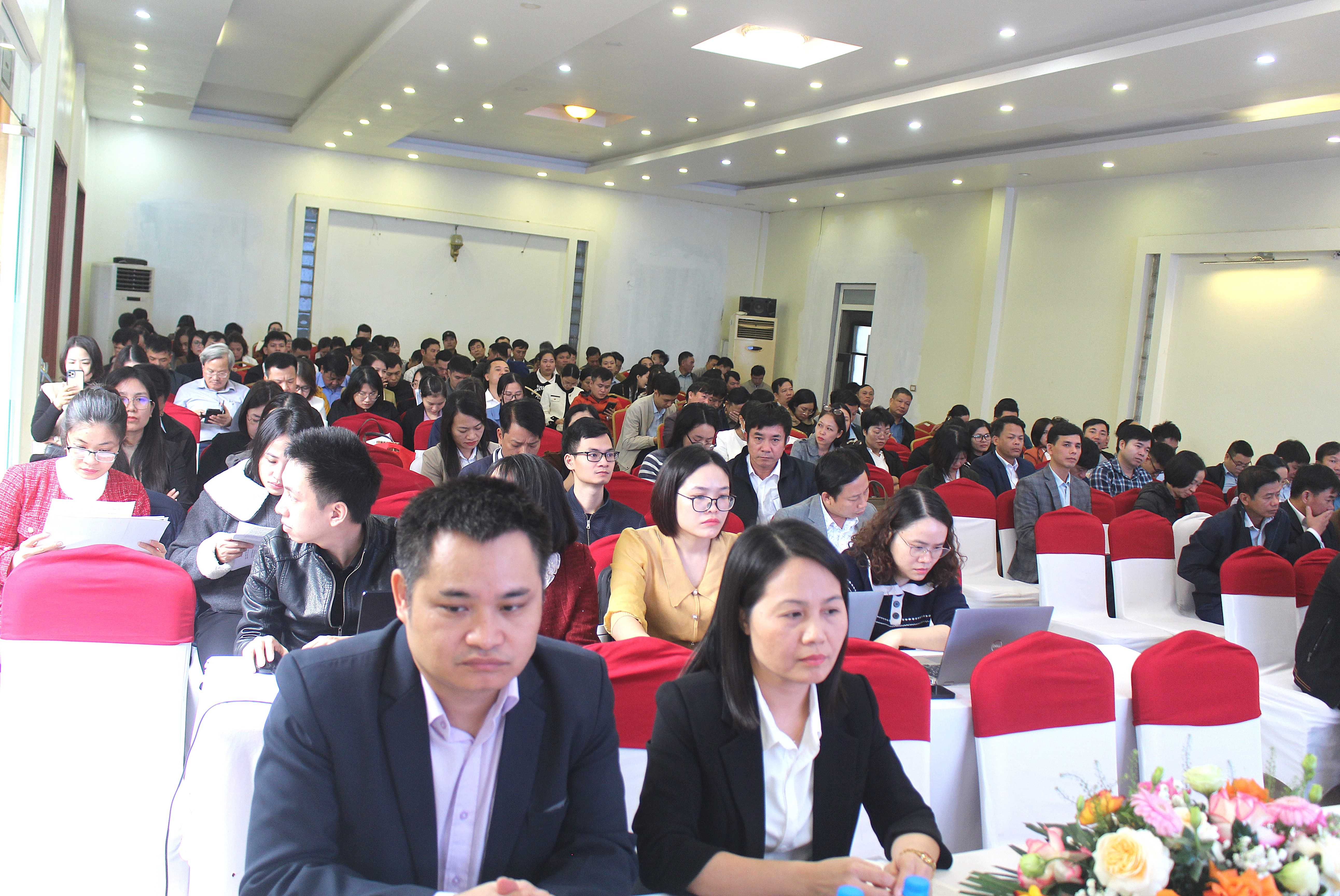 Giảng viên Trường Đại học Thái Bình tập huấn bồi dưỡng kiến thức khoa học, công nghệ và đổi mới sáng tạo năm 2025